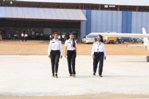 Can I Get a Commercial Pilot License (CPL) After 12th in India? The Ultimate Guide